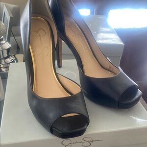 Jessica Simpson Black Heels with Peep Toe Design